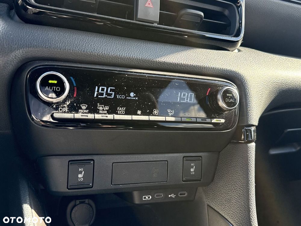 Toyota Yaris 2024