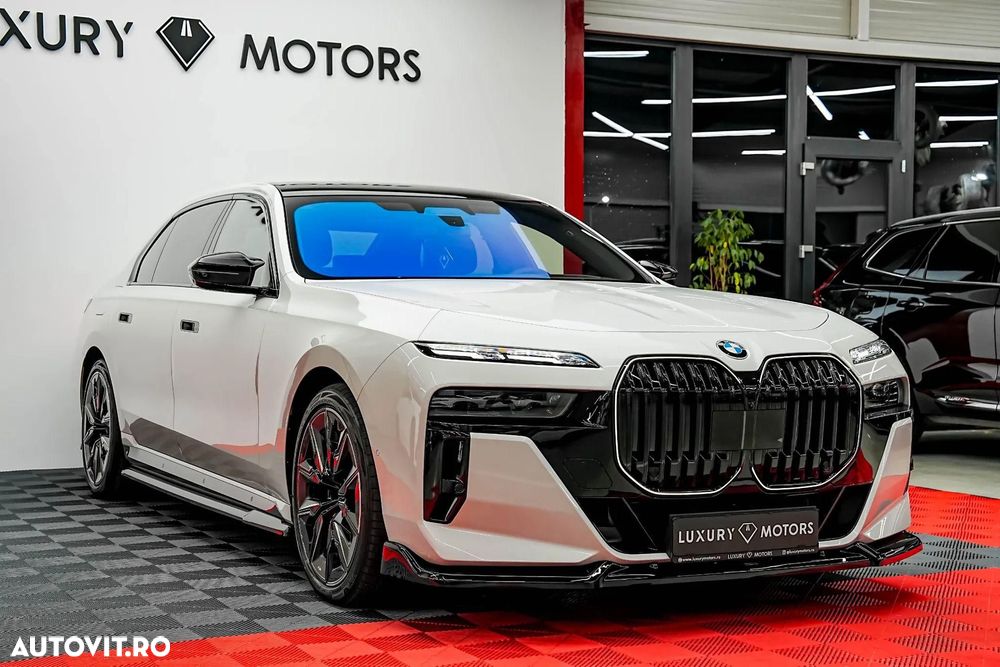 BMW Seria 7 740d xDrive MHEV - 4