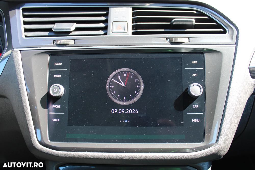 Volkswagen Tiguan - 18