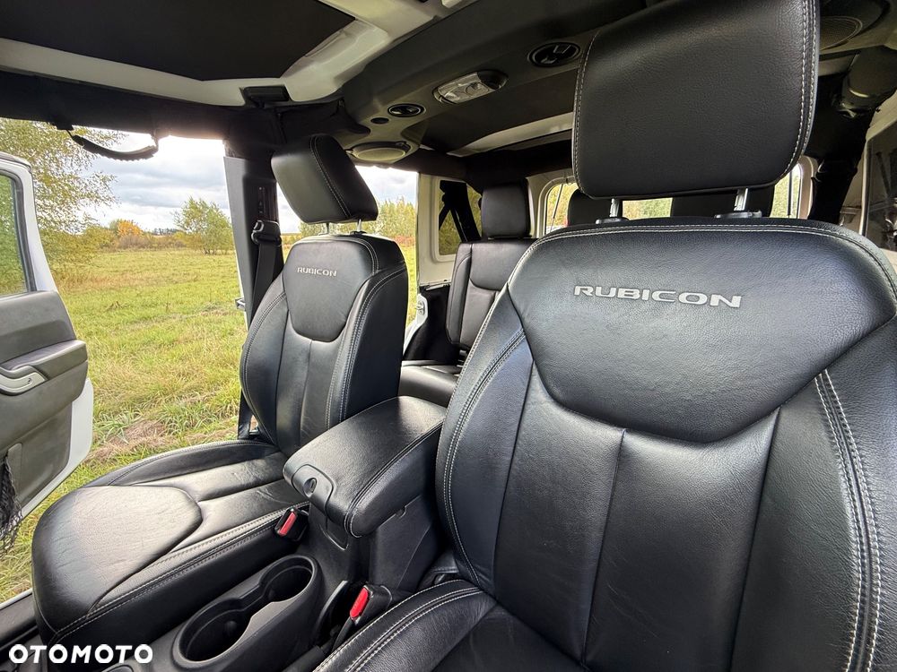 Jeep Wrangler - 37