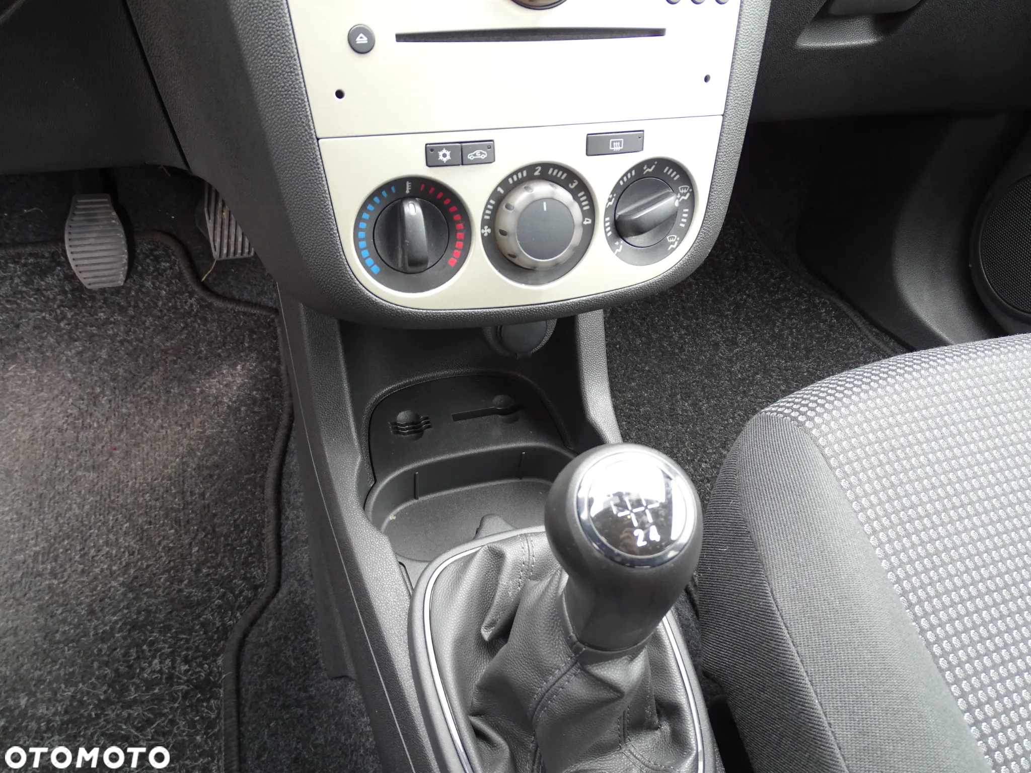 Opel Corsa - 31