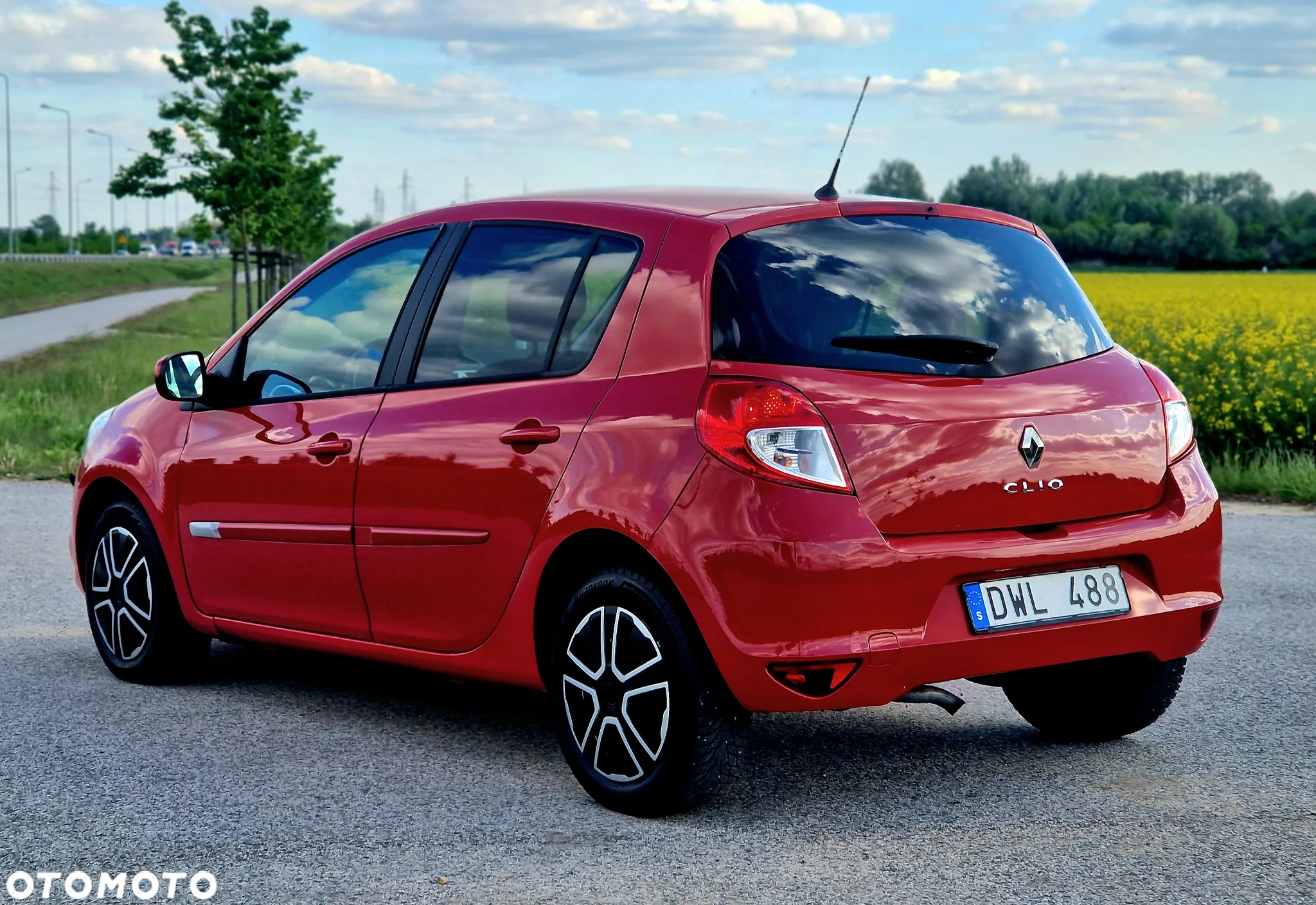 Renault Clio - 12