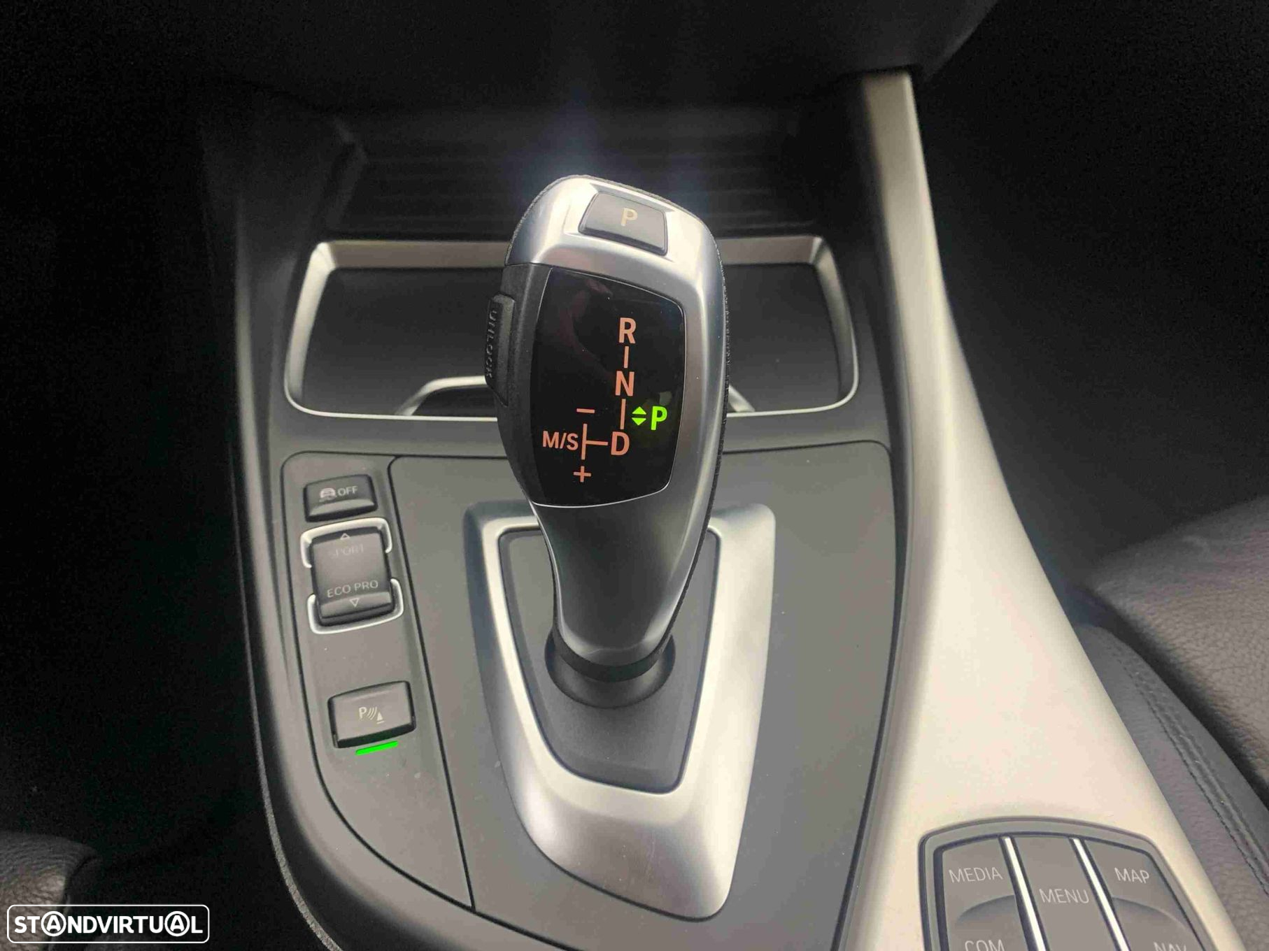 BMW 116 d Advantage Auto - 10