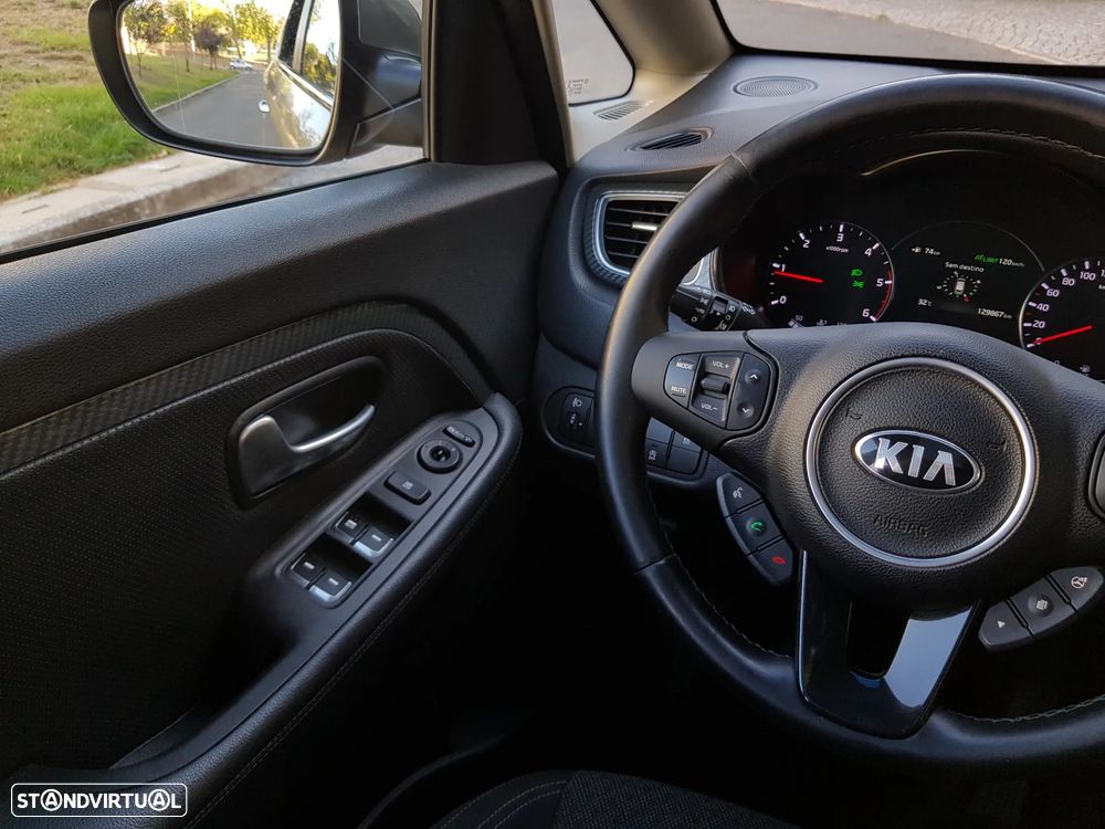 Kia Carens 1.7 CRDi 141 Edition 7 - 22
