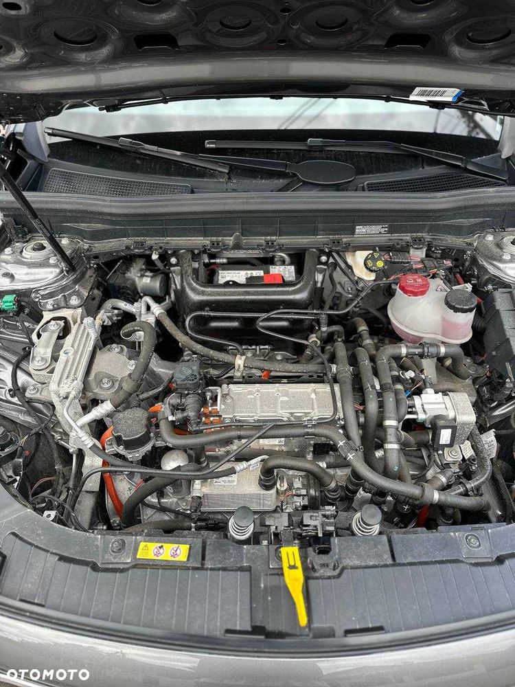 Mercedes-Benz EQB - 7