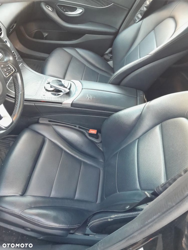 Mercedes-Benz Klasa C 300 7G-TRONIC AMG Line - 15