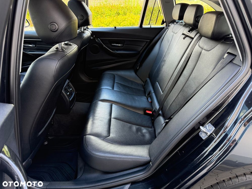 BMW Seria 3 - 33