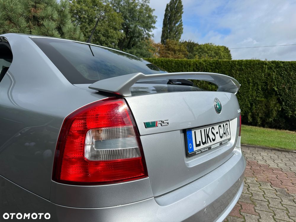 Skoda Octavia 2.0 TSI RS - 36