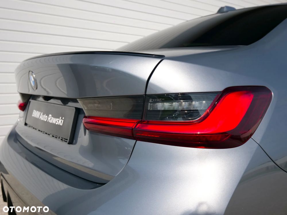 BMW Seria 3 330i xDrive M Sport sport - 10