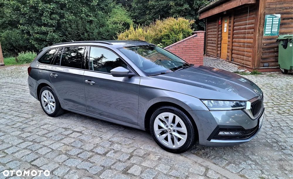 Skoda Octavia 1.5 TSI e-Tec Ambition DSG - 2