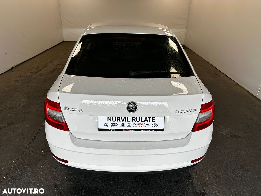 Skoda Octavia 1.6 TDI Style - 6
