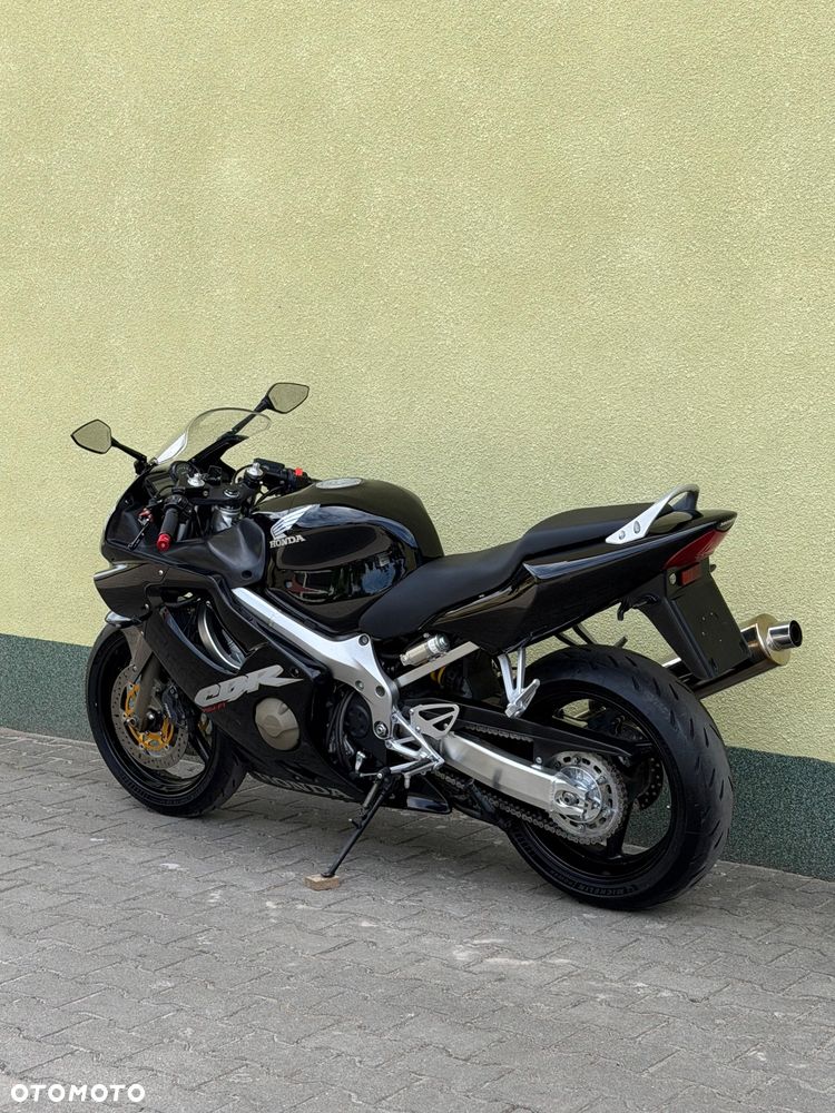Honda CBR - 19