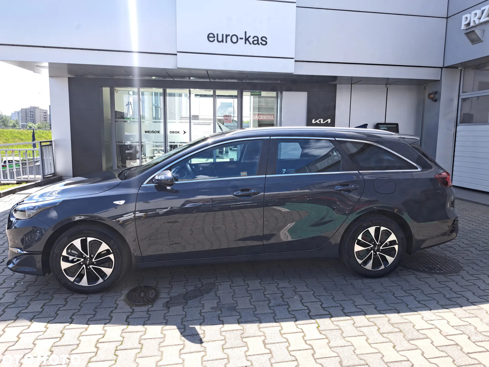 Kia Ceed 1.5 T-GDI M - 7