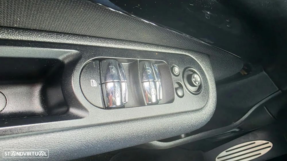 MINI Countryman One D Sport Edition - 27