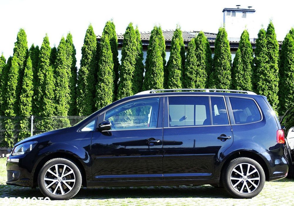 Volkswagen Touran - 4