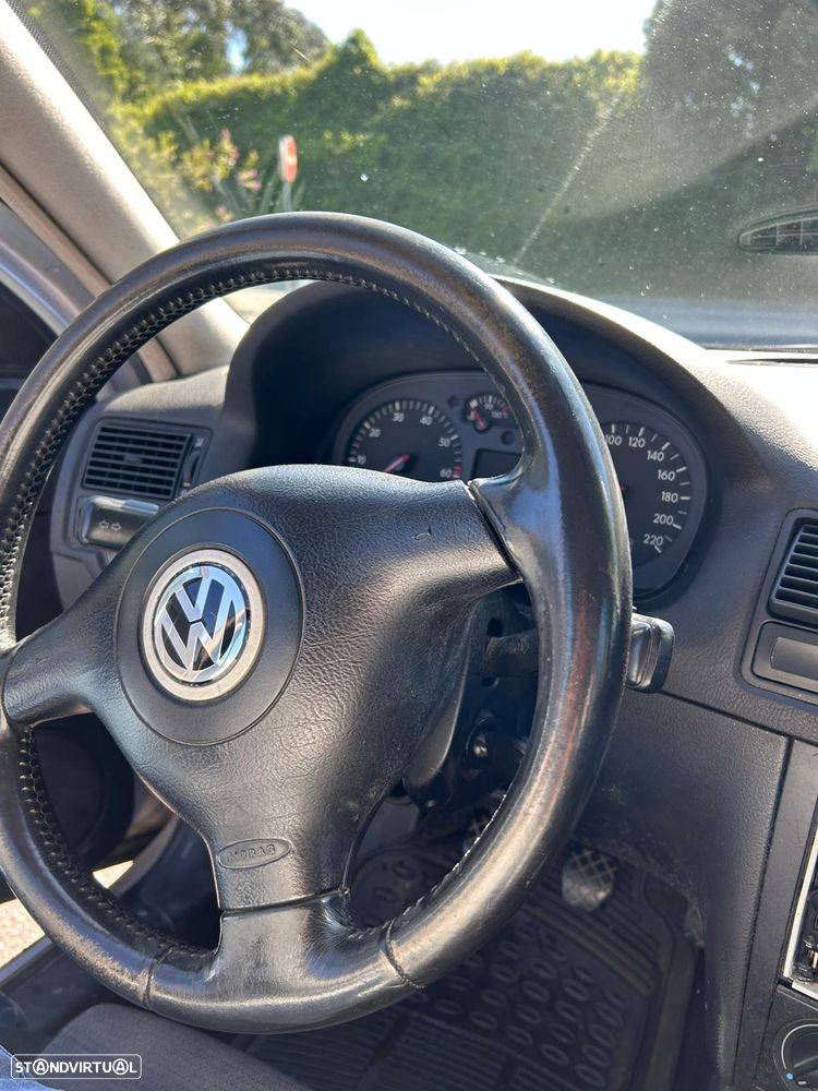 VW Golf 1.4i Confort - 2