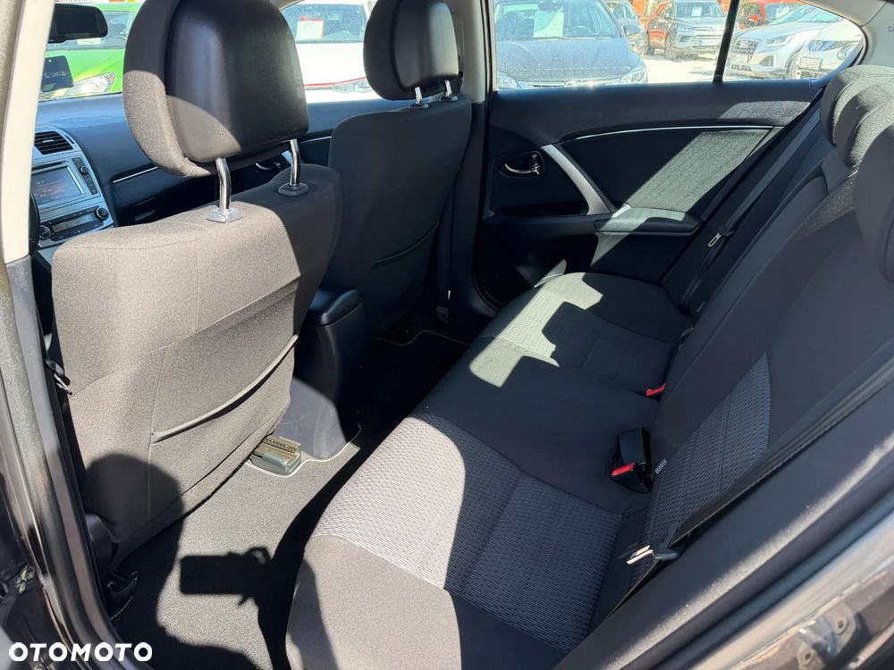 Toyota Avensis 1.8 Prestige MS - 17