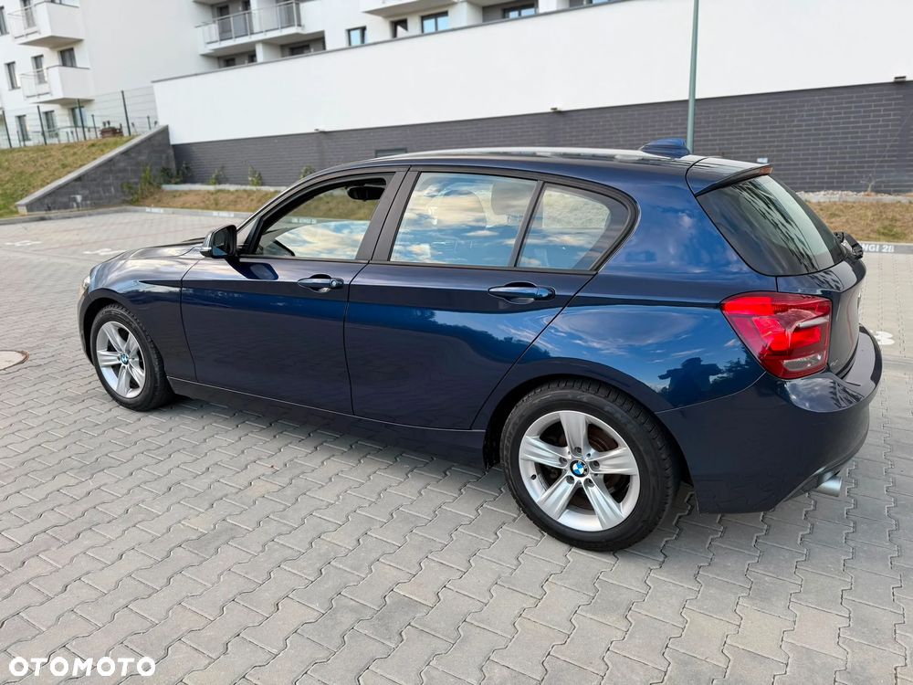 BMW Seria 1 116d Sport Line - 12