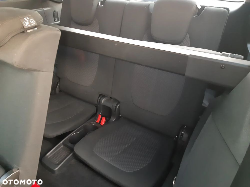 BMW Seria 2 216i GPF Advantage - 17