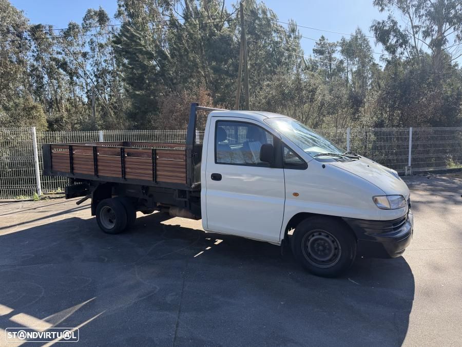 Hyundai H1 2.5 Tri-Basculante e Rodado Duplo - 2