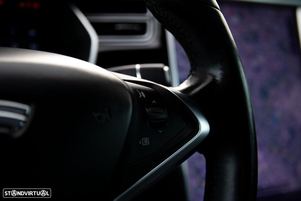 Tesla Model S 90D AWD - 45