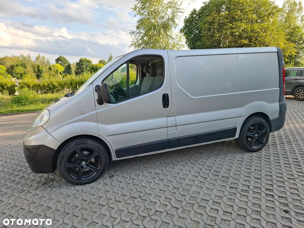 Renault Trafic - 13