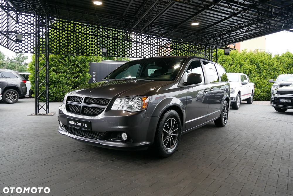 Dodge Grand Caravan - 1