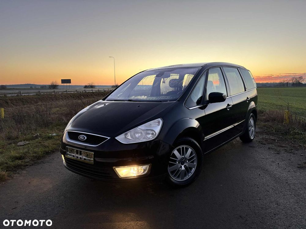 Ford Galaxy 2.0 Ghia - 1