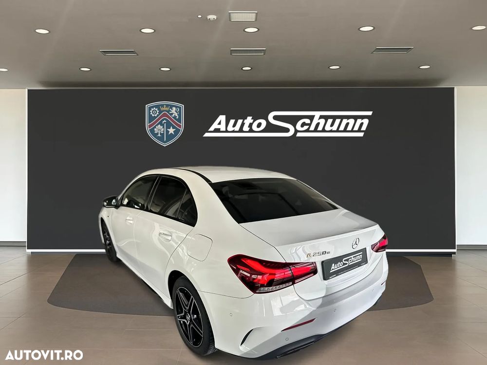 Mercedes-Benz A 250 e 8G-DCT AMG Line - 7