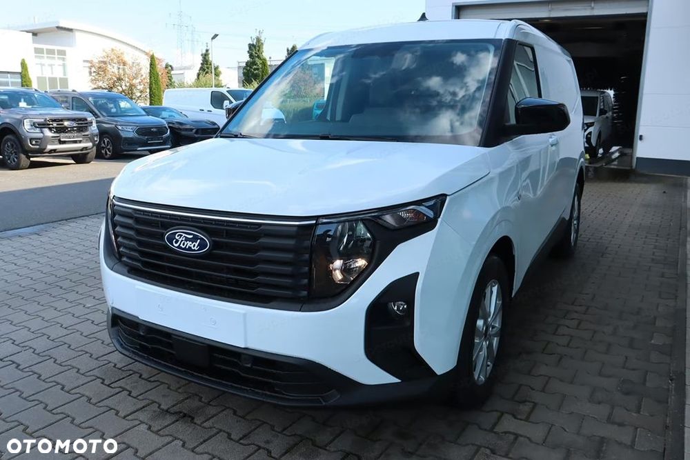 Ford Transit Courier L1H1 Limited 1.5 100KM - 5