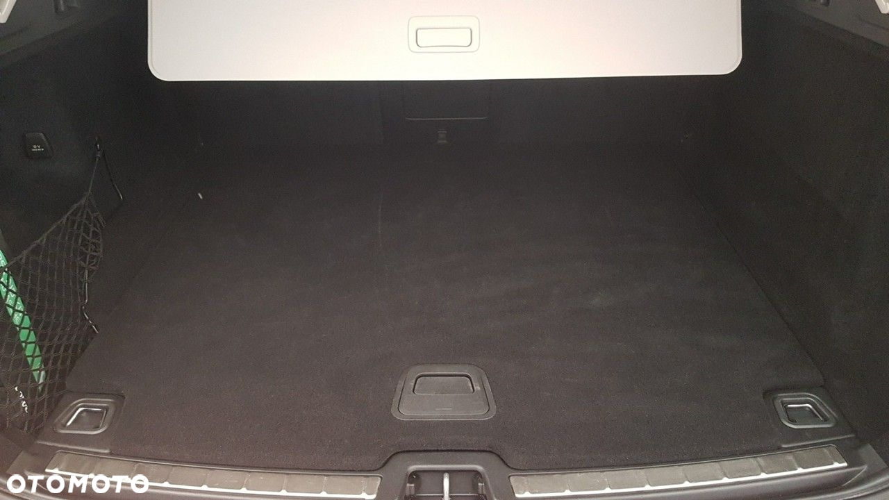 Volvo XC 60 - 22
