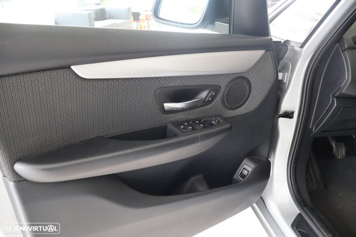 BMW 216 Active Tourer d Advantage - 9