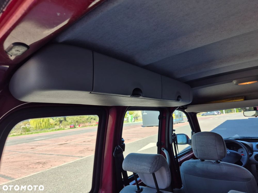 Renault Kangoo 1.6 16V Privilege - 26