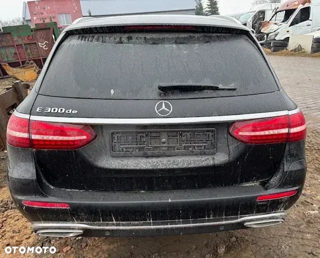 Mercedes-Benz Klasa E - 2