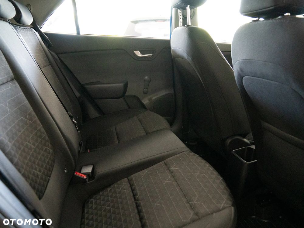 Kia Rio 1.2 L - 37