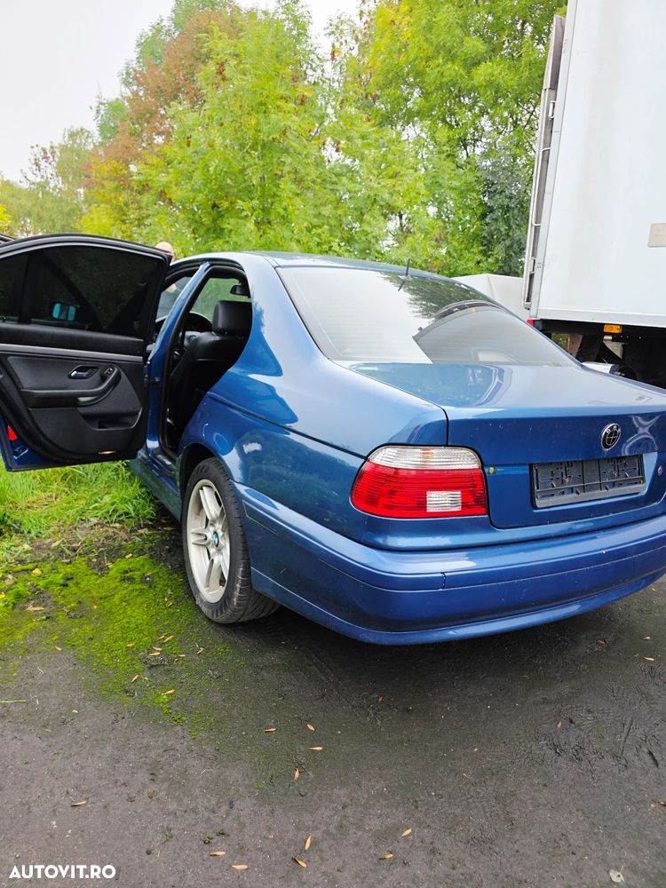 BMW Seria 5 - 12