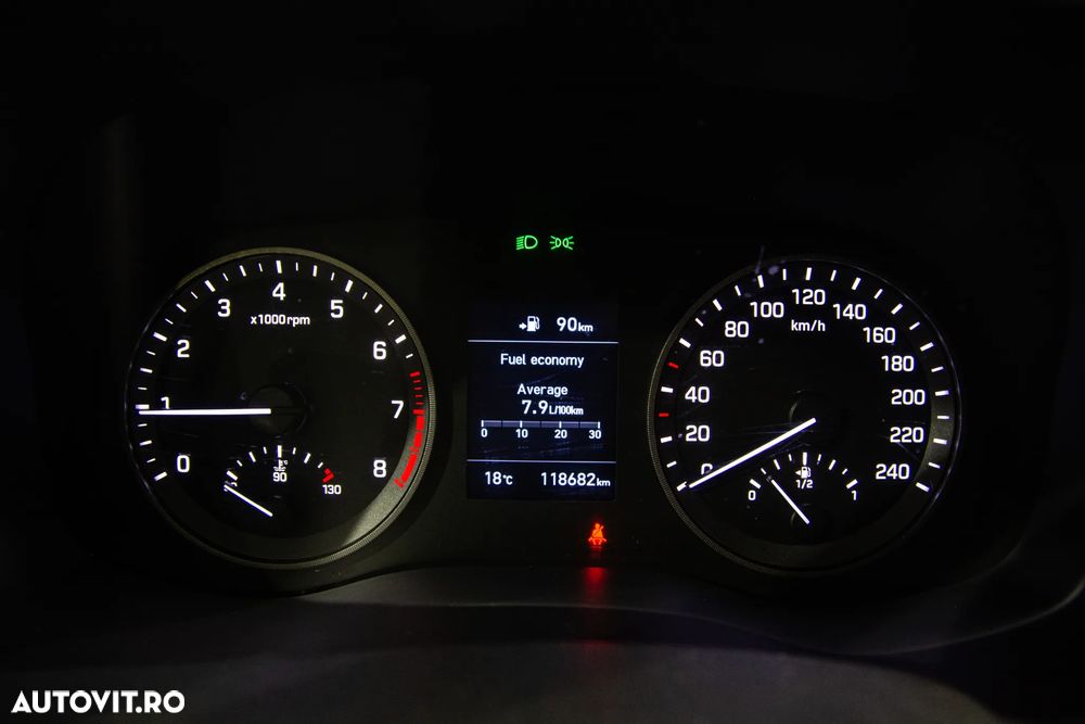 Hyundai Tucson 1.6 GDI 2WD 6MT Comfort - 25