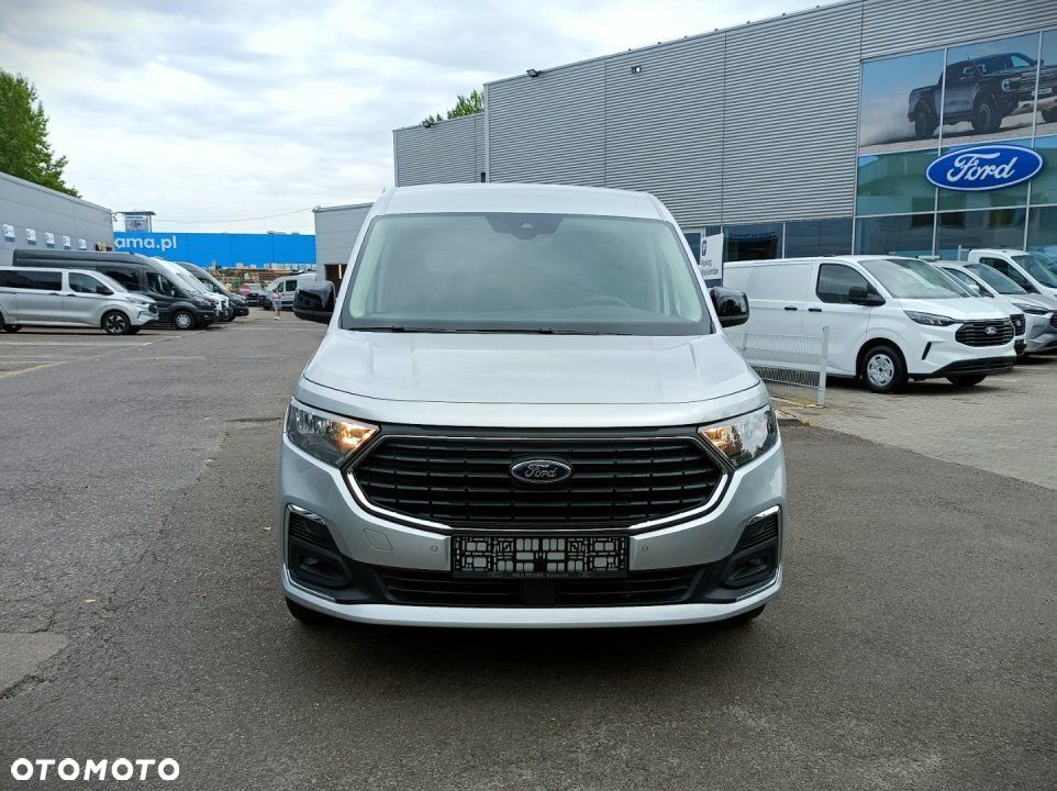 Ford Transit Connect - 9