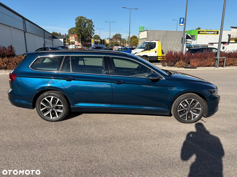 Volkswagen Passat 2.0 TDI EVO Business DSG - 6
