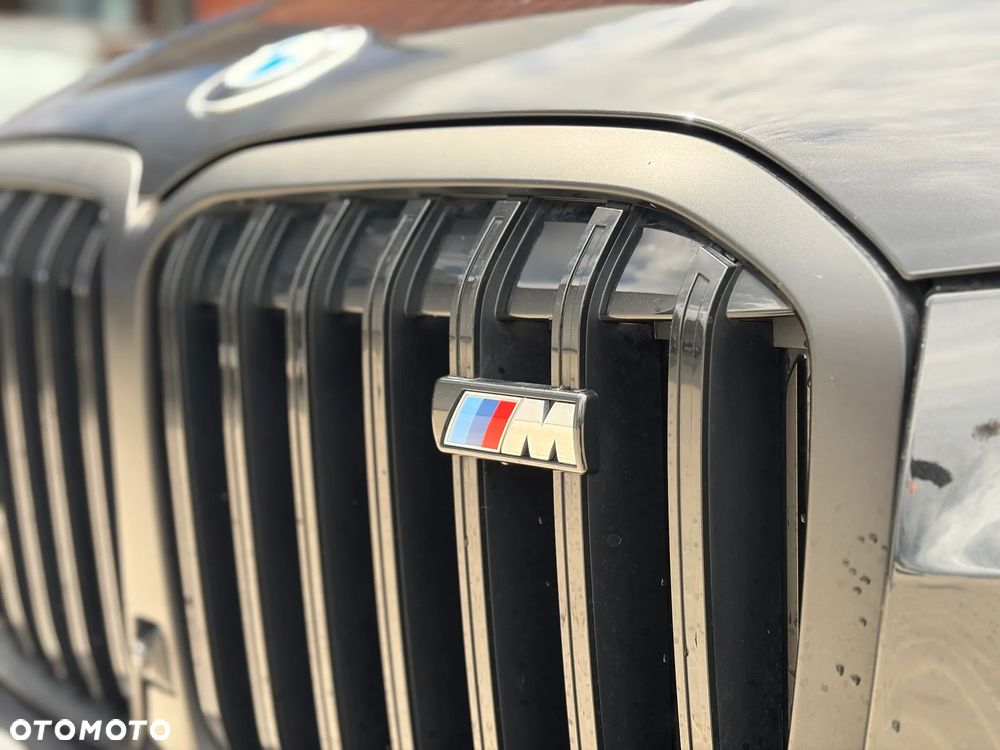 BMW X7 M60i xDrive mHEV sport - 16