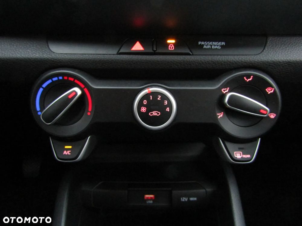 Kia Stonic 1.0 T-GDI M - 15