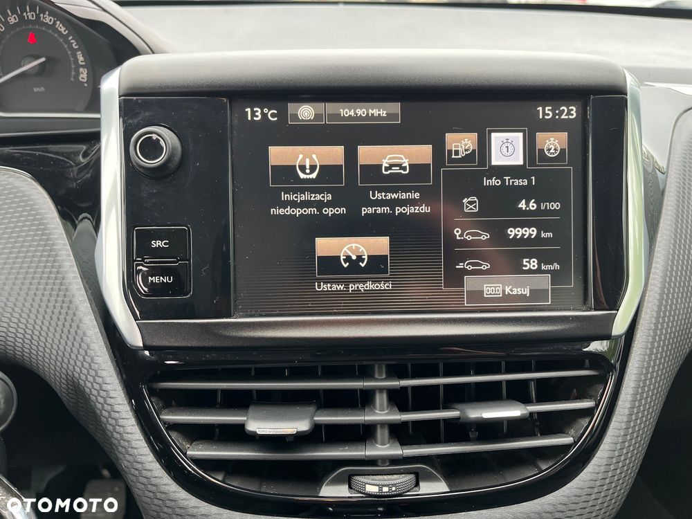 Peugeot 2008 Blue-HDi FAP 100 STOP & START Style - 9