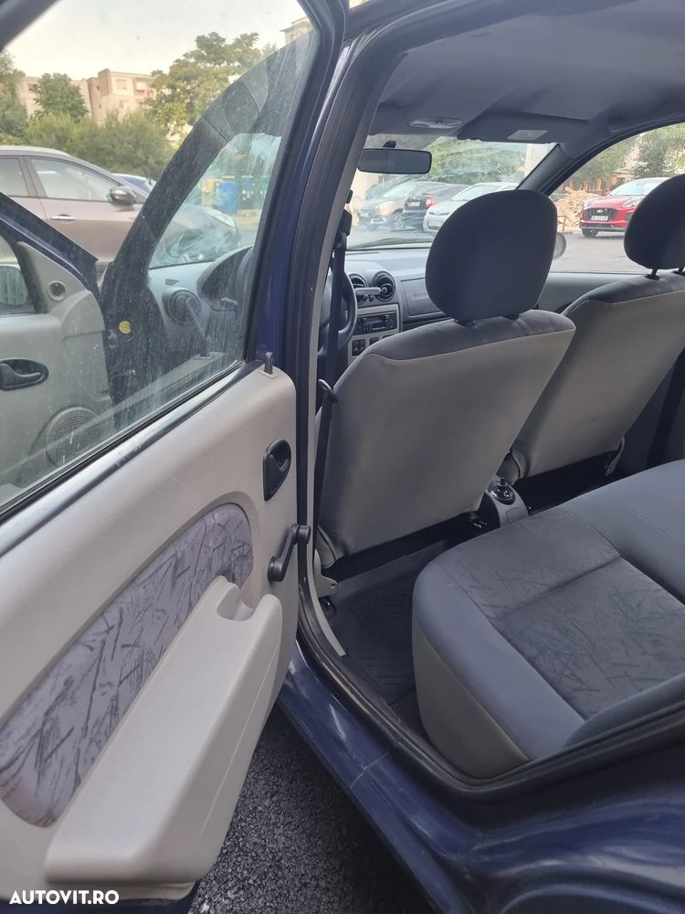 Dacia Logan 1.4 MPI Ambiance - 9