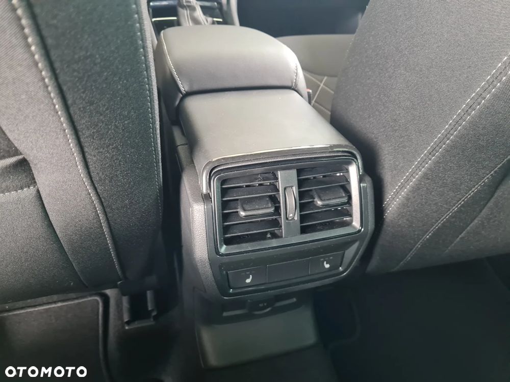 Skoda Karoq 1.5 TSI ACT Sportline DSG - 13
