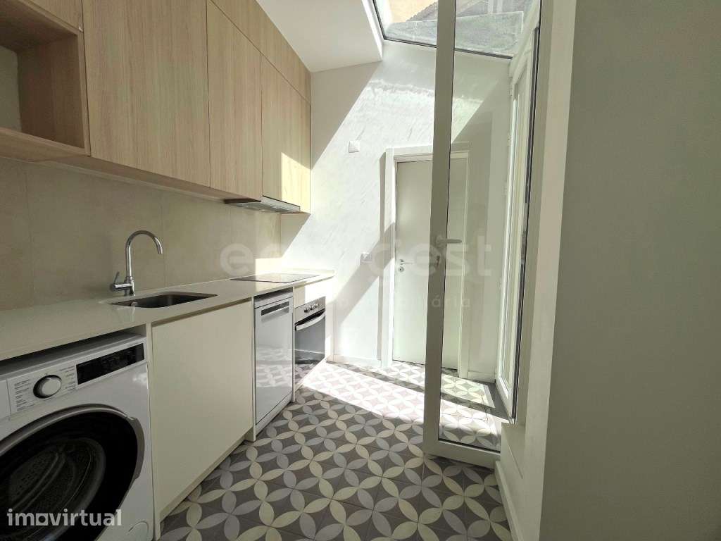 Apartamento T1 convertido em T2 com terraço, totalmente remodelado,... - Grande imagem: 4/19
