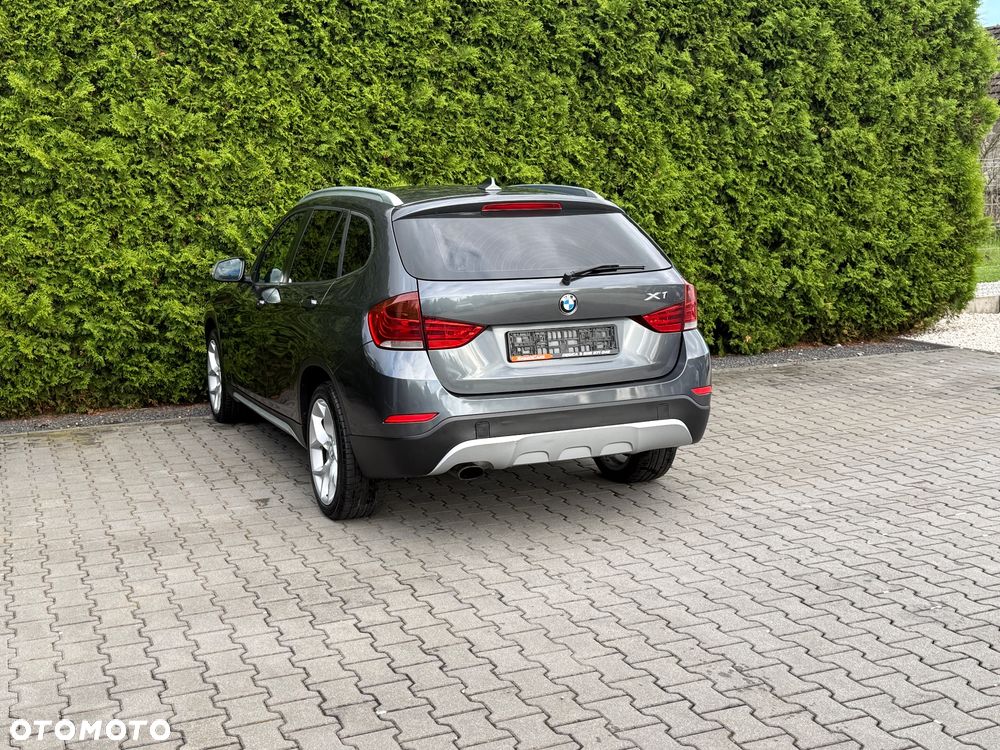 BMW X1 xDrive18d xLine - 4