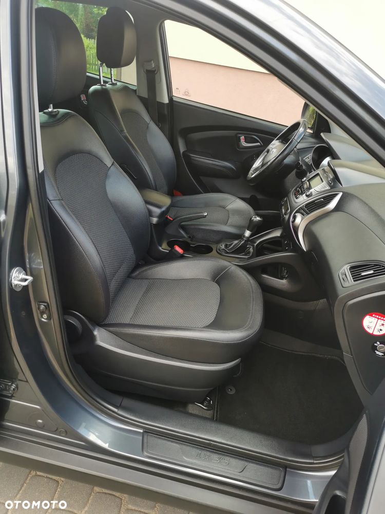Hyundai ix35 2.0 2WD Style - 21