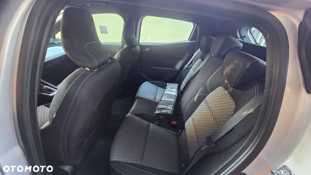 Renault Clio TCe 90 EVOLUTION - 9