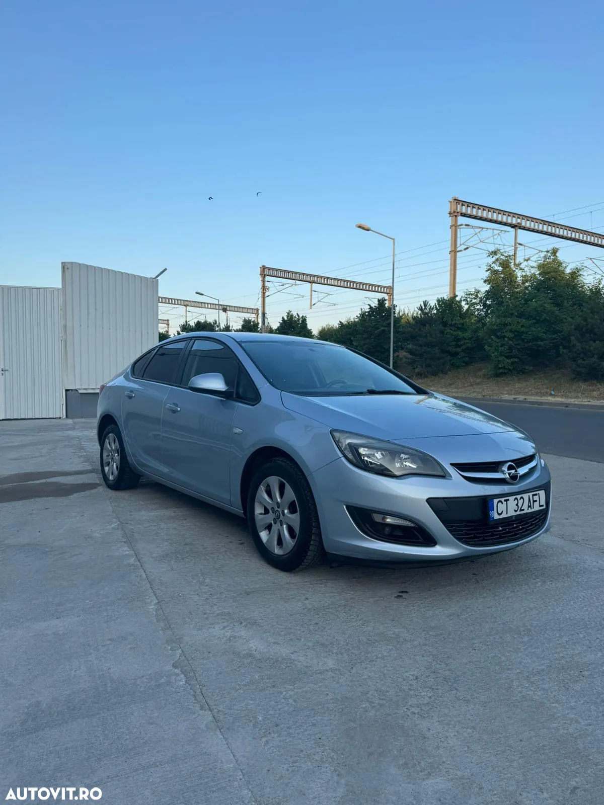 Opel Astra 1.6 TWINPORT ECOTEC Active - 7
