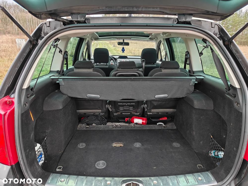 Peugeot 307 HDi 110 OXYGO - 10